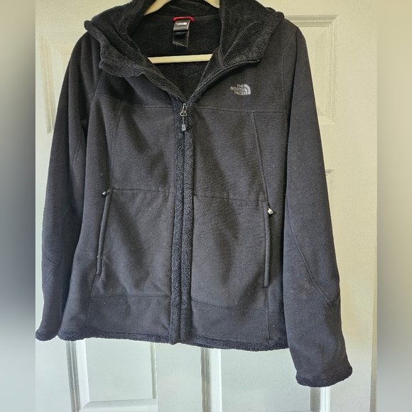 The North Face Jackets & Blazers - The North Face Black Amzy Fleece Zip Up Hoodie